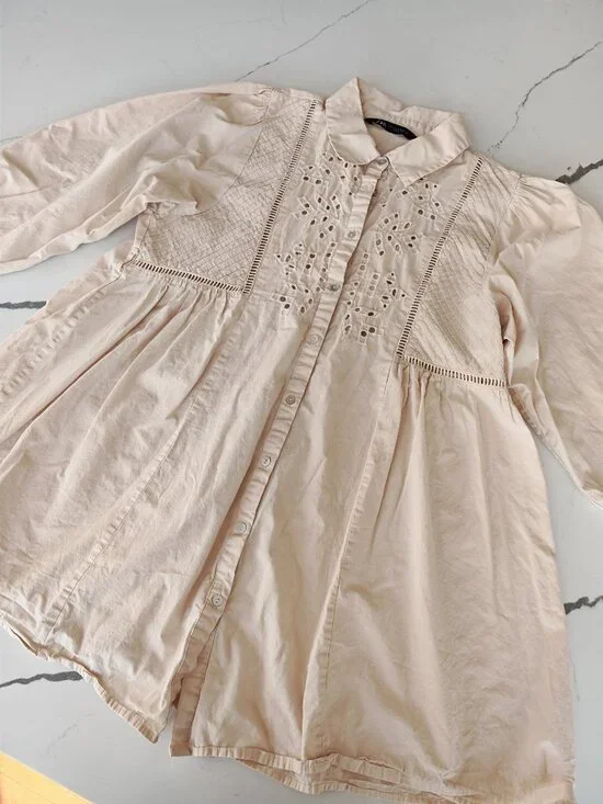 ZARA Embroidered Eyelet Blouse Size L Cream Boho Peasant Top Button Front Tunic - Picture 9 of 14
